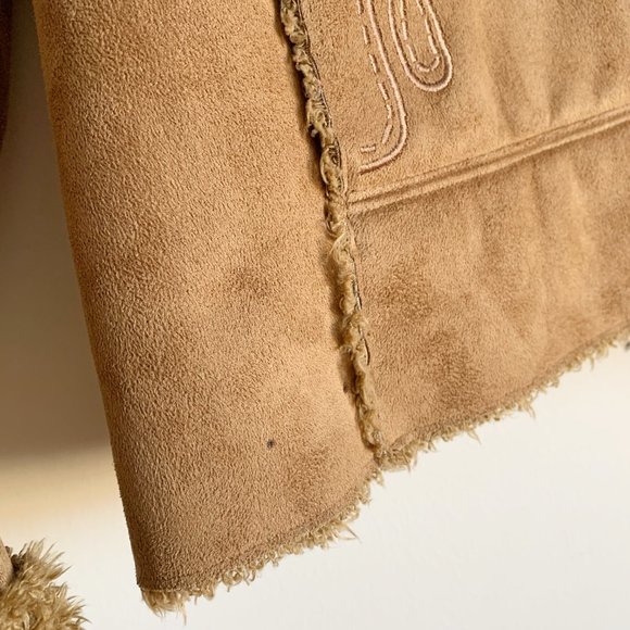 VINTAGE | CHEROKEE TAN SHEARLING SUEDE JACKET - Picture 13 of 13